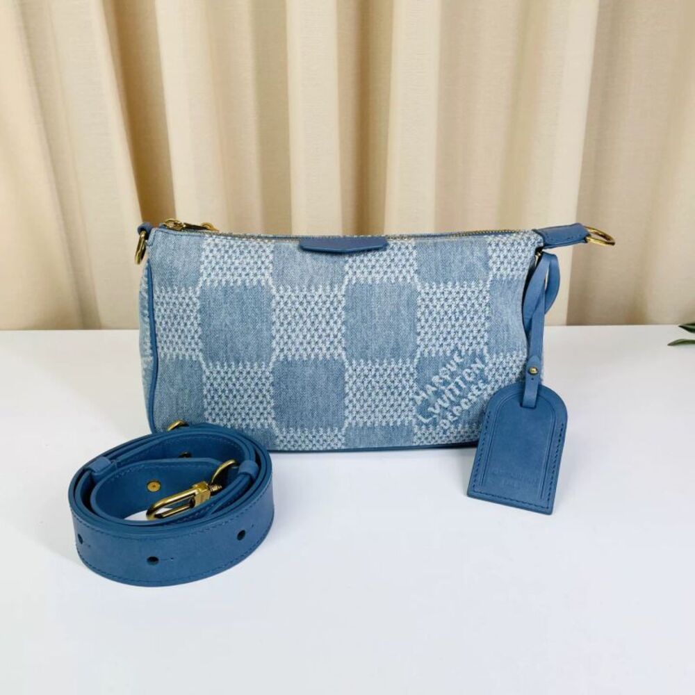 Louis Vuitton Women Pre-Loved Bag Very Good Condition